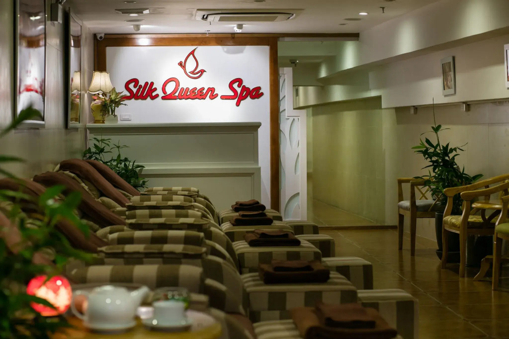 Hanoi Splendid Premium Hotel
