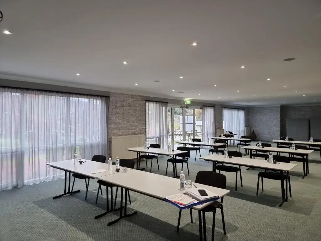 Tumbarumba Motel & Elms Restaurant