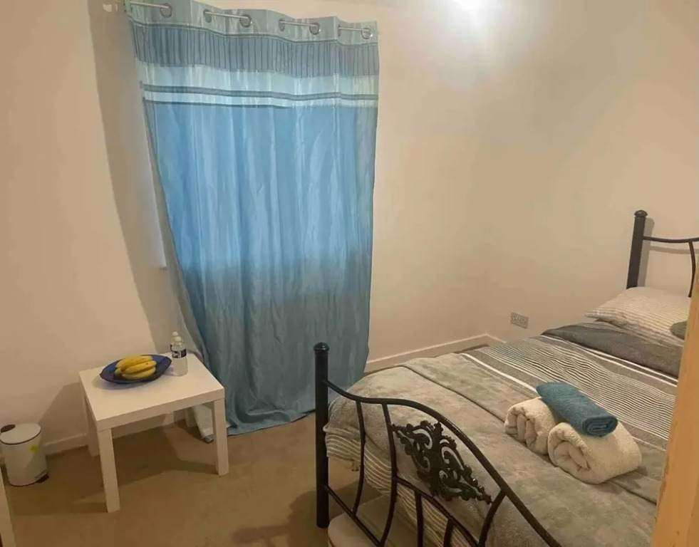 Charming 6-bed Apartment in Wembley Area
