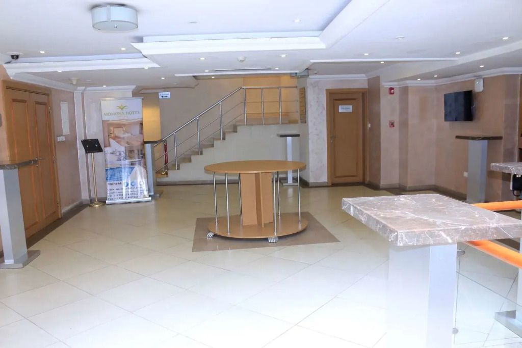 Momona Hotel