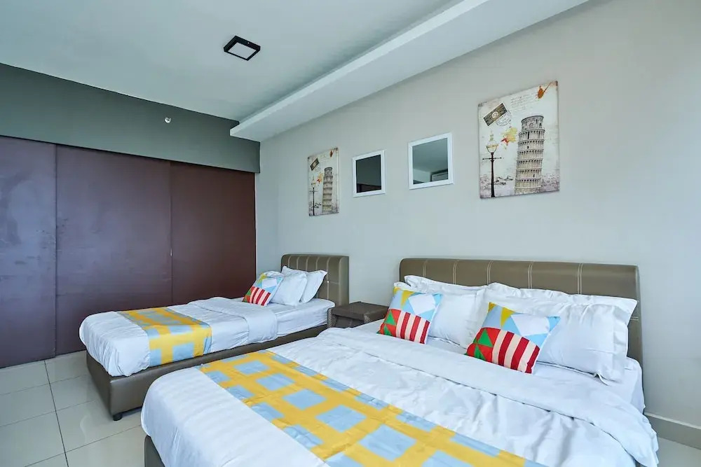 Oyo Home 89316 Special Studio Setia Alam Trefoil