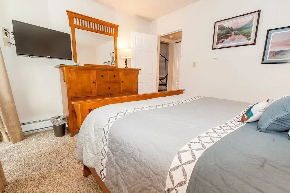Wild Irishman #1022 - 2 Br Condo
