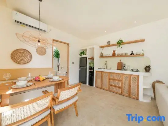 Sira Rosa Villa 2BR with Rooftop Oasis