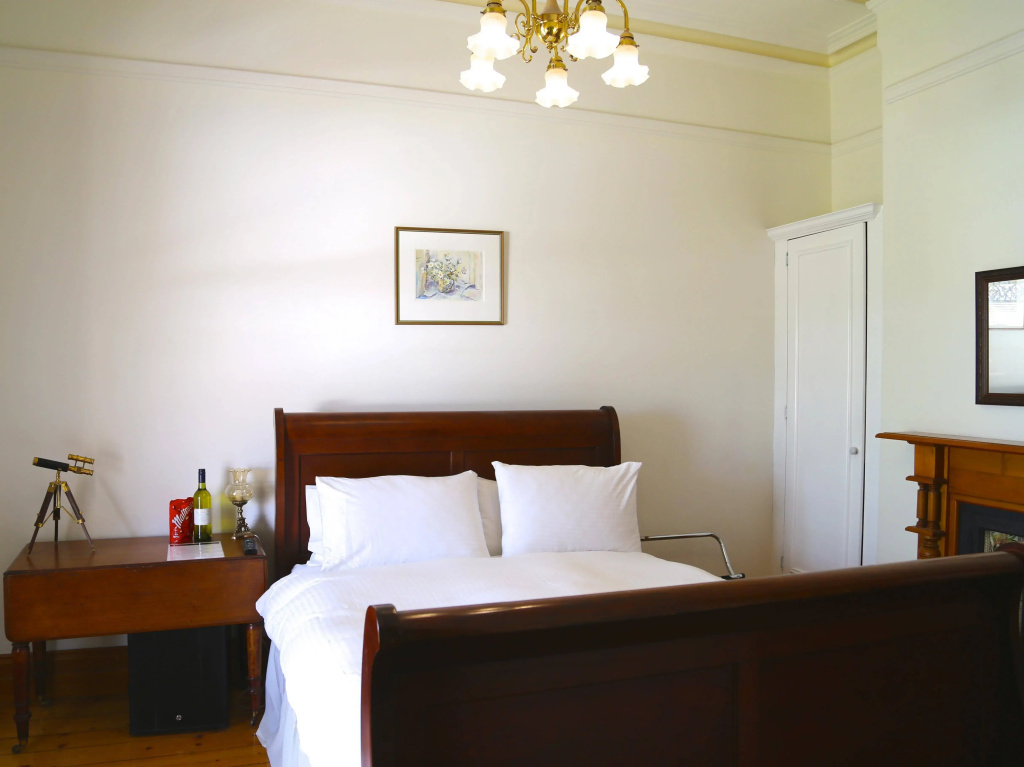 207 on High Accommodation