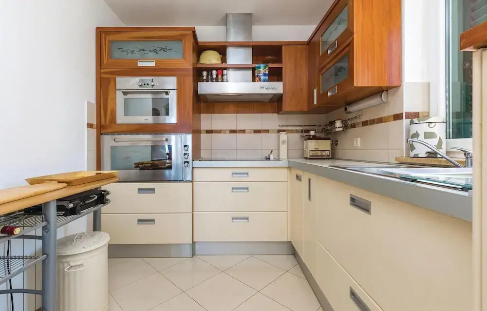 Beautiful Home in Jadranovo With Wifi and 3 Bedrooms
