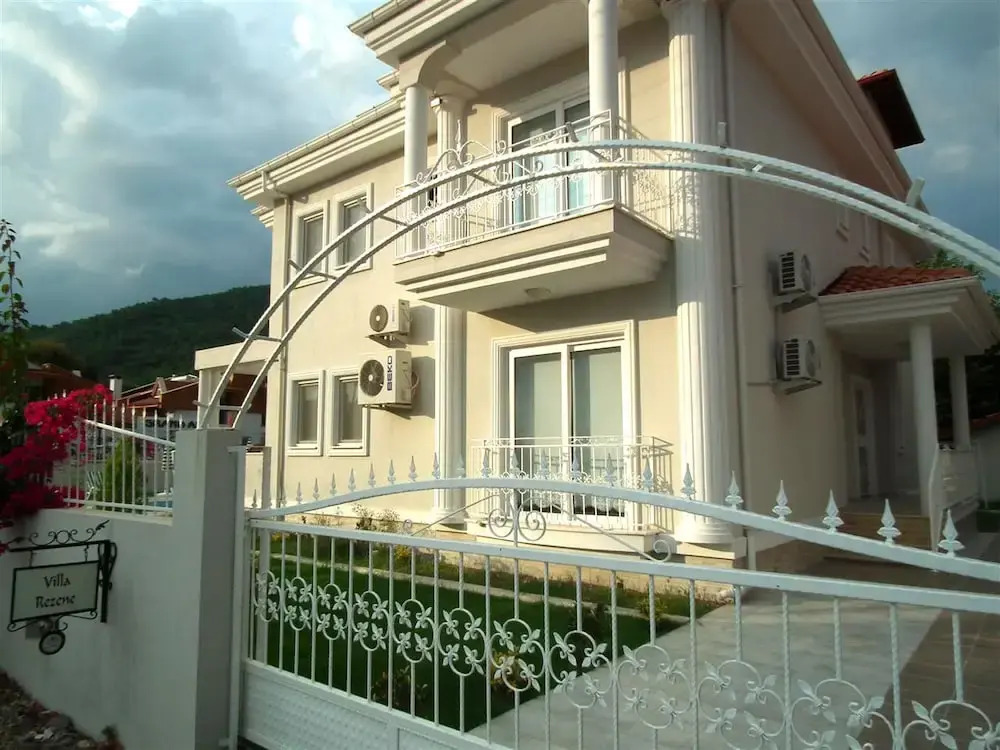 Villa Rezene