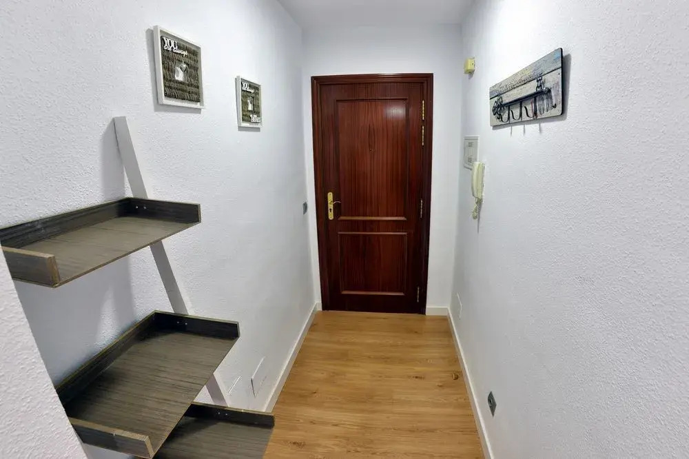 Apartamentos Vela y Serna - WONDERSTAYS