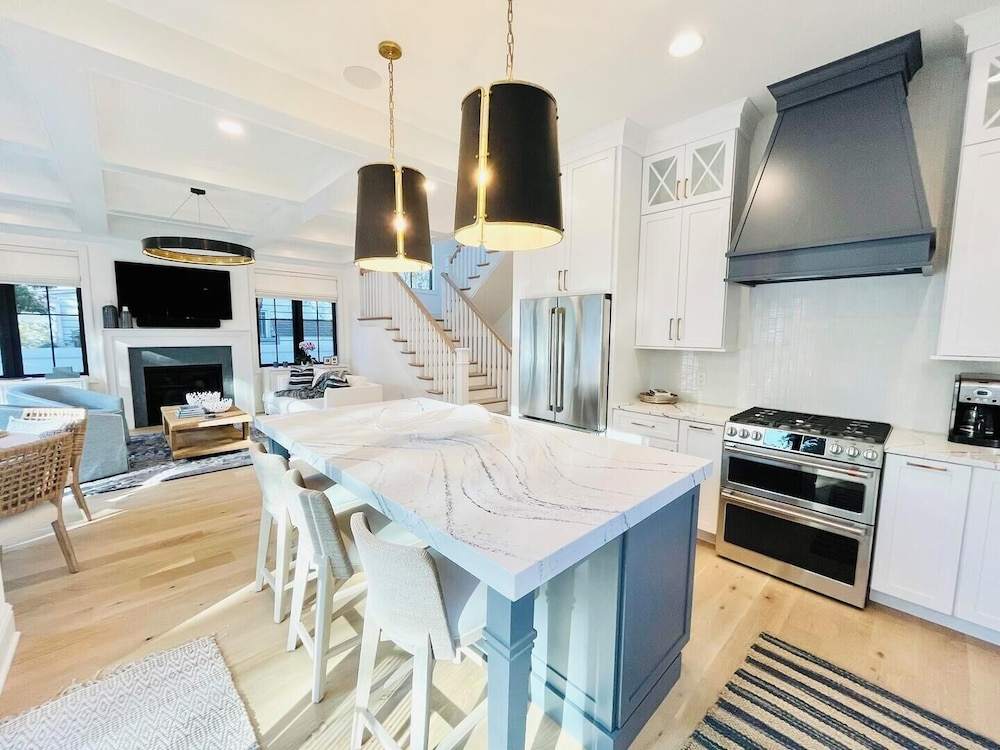 Hickman Street 204