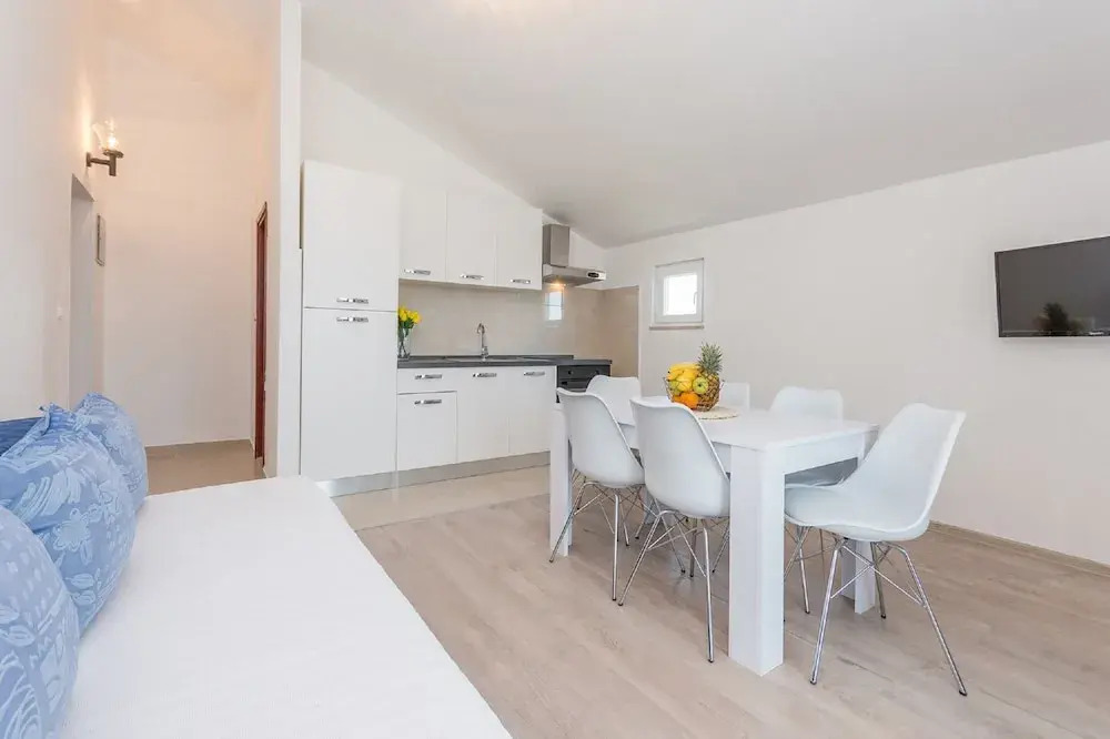 Apartment Lucija