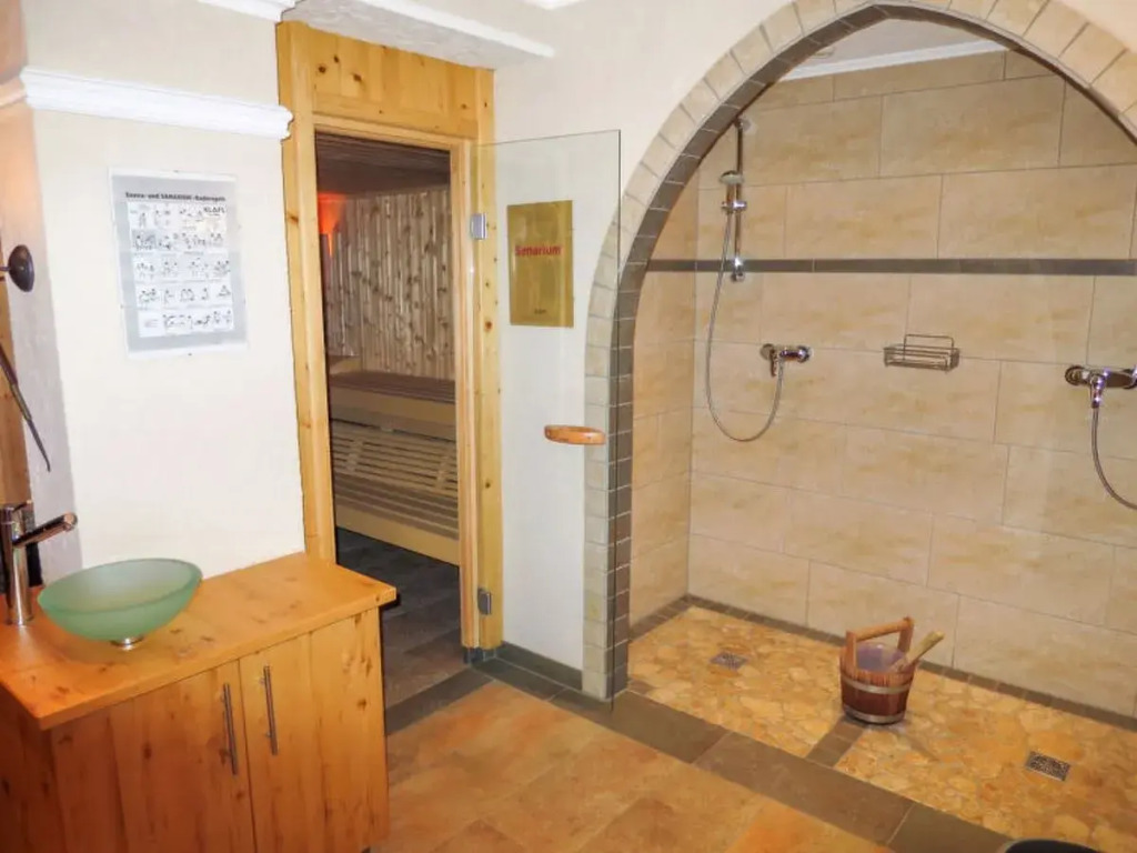 Sesselebenerhof 36723