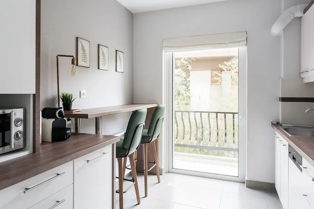UPSTREET Modernized & Spacious 2BD Apartment in Chalandri