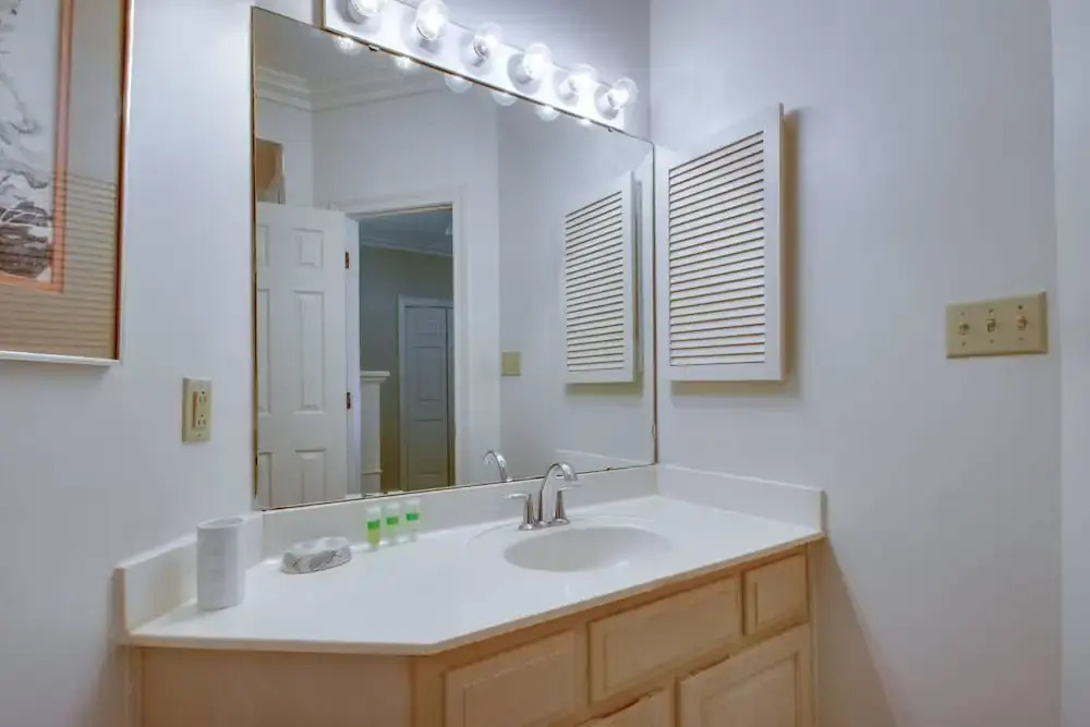 Hidden Dunes Beach Villa 10 by Destin Getaways