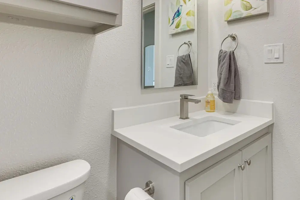 Great for Travel Nurses: 2BR East Dallas Townhome!