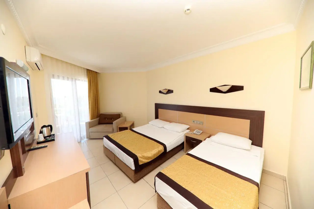 Caretta Beach Hotel