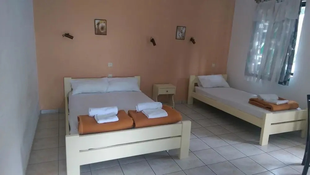 Laopetra Studios