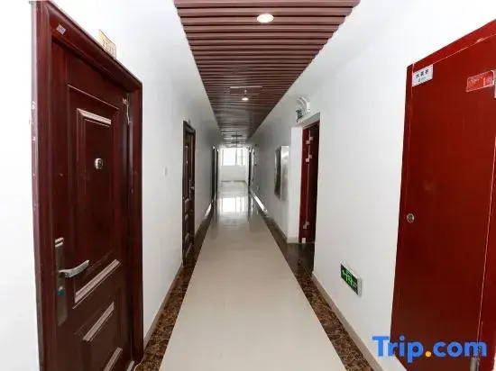 Zhuzhou Tianze Art Apartment (Hongqi Square)