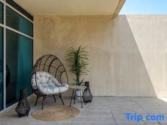 Stylish Apartment Huge Terrace Near Burj Khalifa
