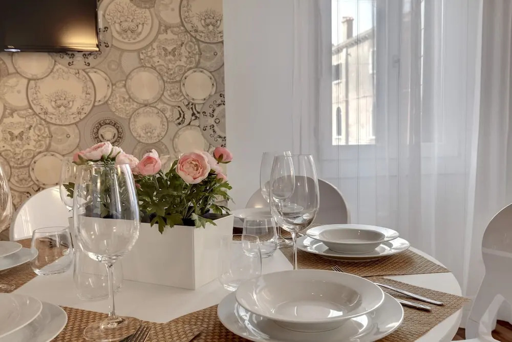 Laguna Luxury 1 by Wonderful Italy