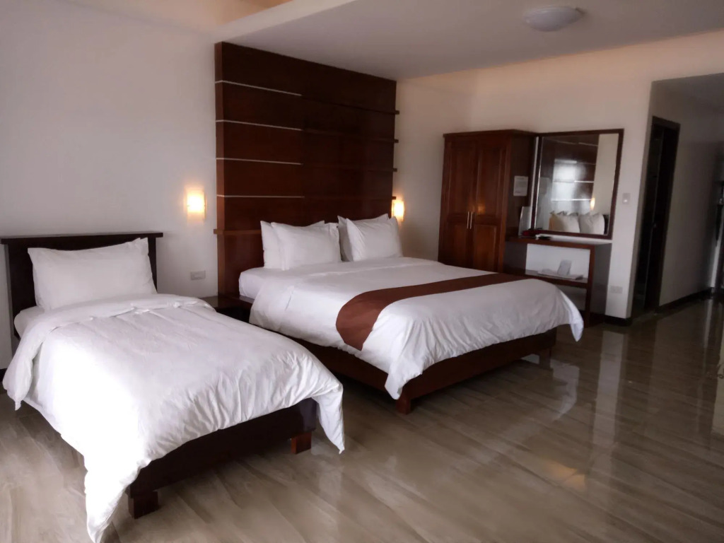 Manarra Sea View Resort