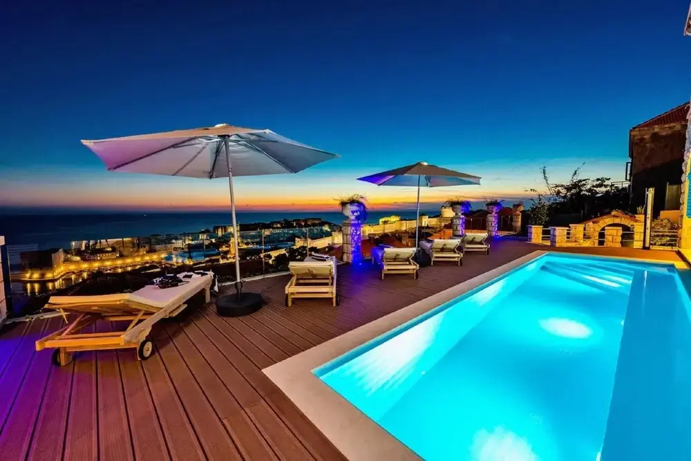 Villa Vega - Three Bedroom Villa With Swimming Pool and Sea View ID Direct Booker 8441
