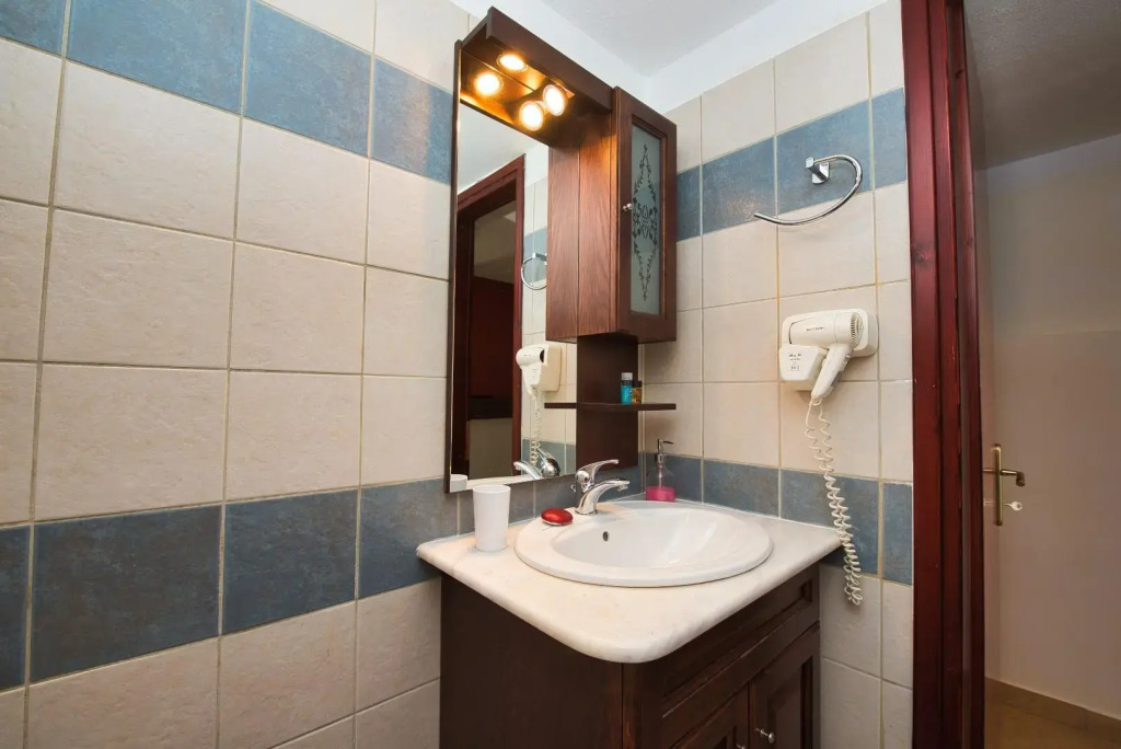 Anemoessa Traditional Village Hotel
