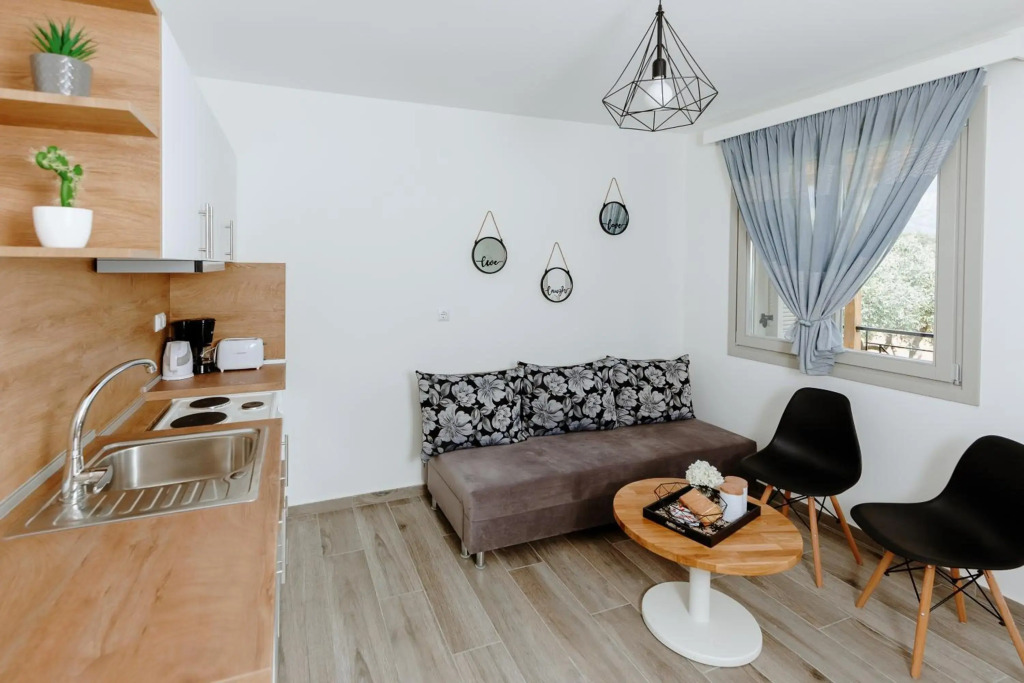 Ilios house