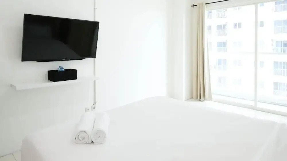 Homey And Comfy Studio At Puncak Bukit Golf Surabaya Apartment