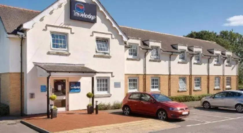 Travelodge Cardiff Airport