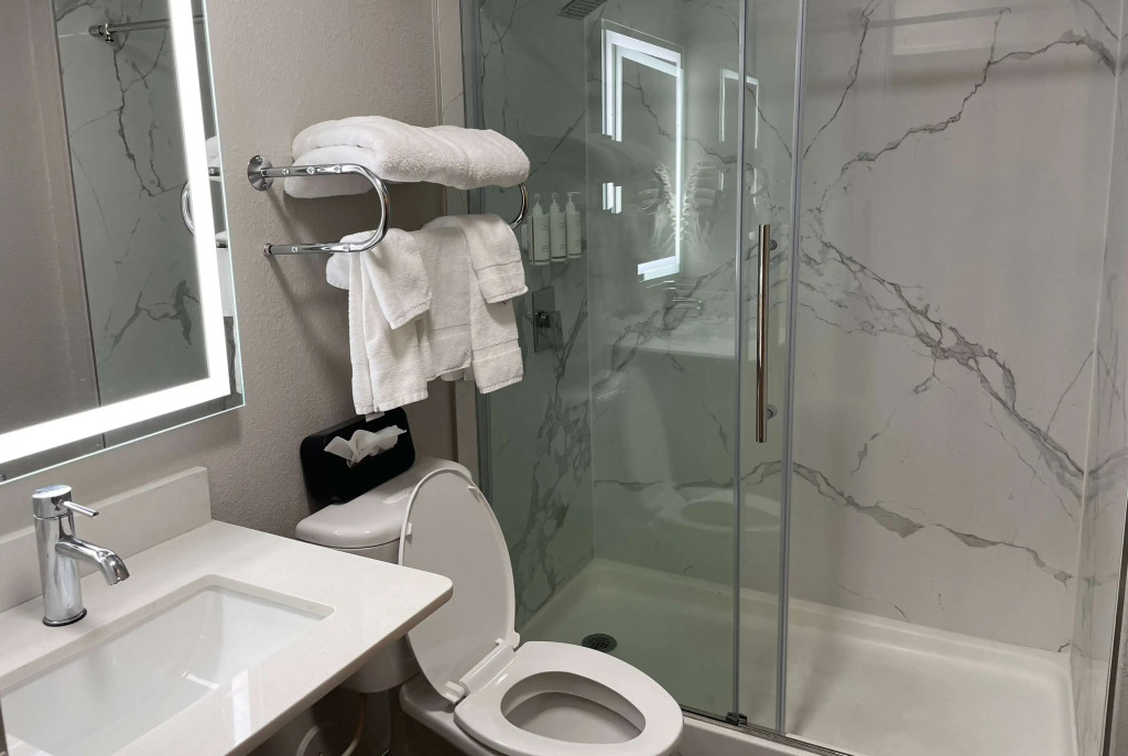 Microtel Inn & Suites Newport News