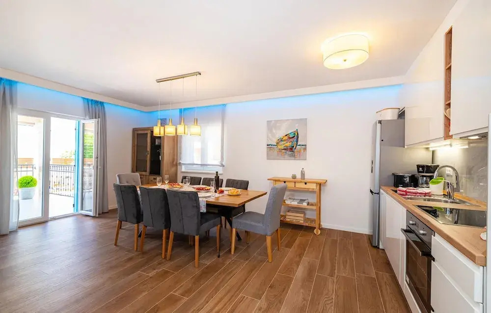 Stunning Home In Privlaka