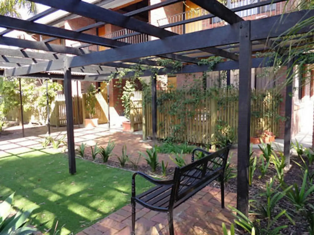 Glenelg Gateway Apartments