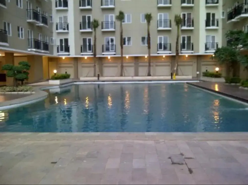 Puri Park View Apartment with Balcony