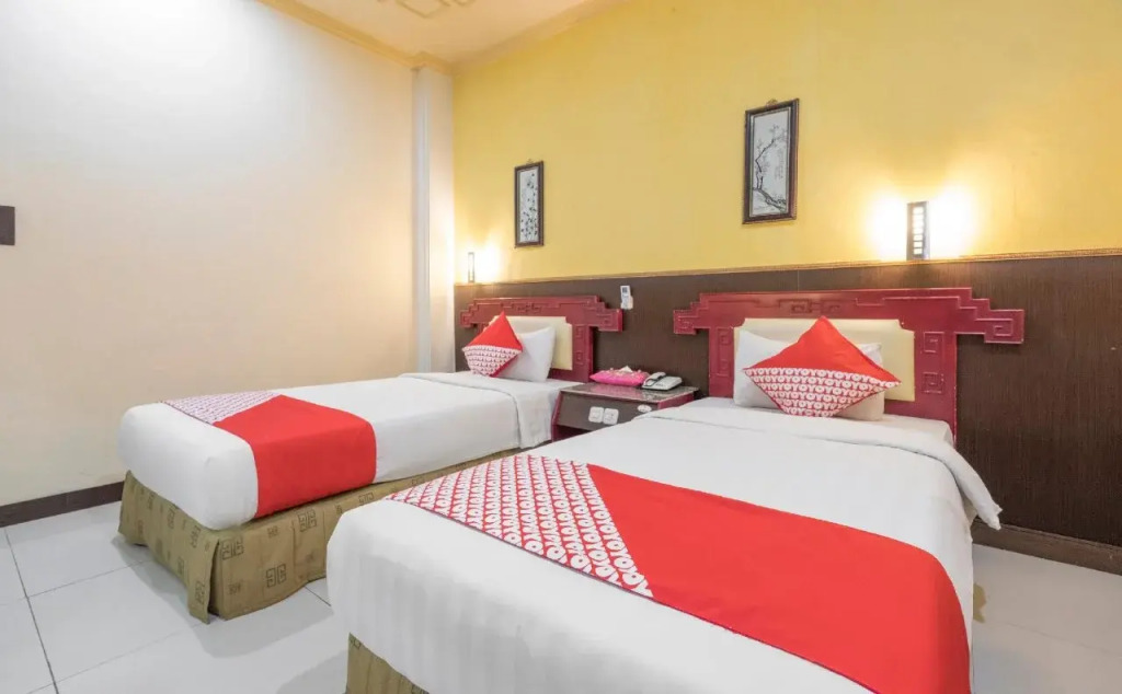 OYO 821 Hotel Dinasti