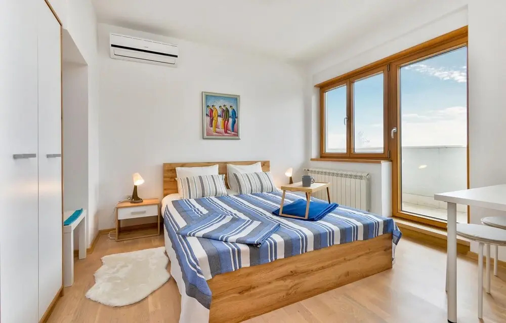 Nice Home in Zagreb With 6 Bedrooms and Wifi