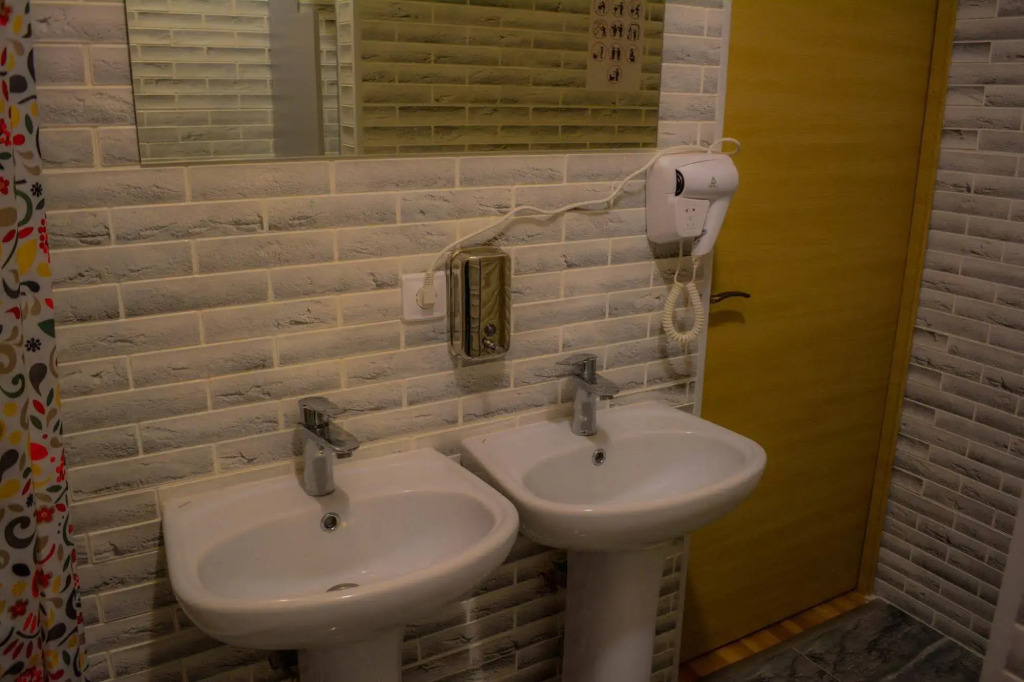 Expo Hostel