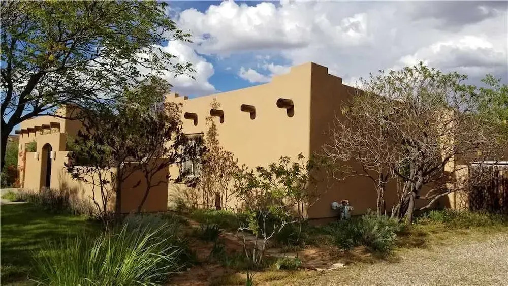 Arena Roja ~ 2279 - 4 Br Home