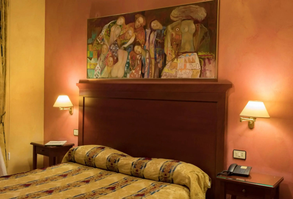 Hotel Joli