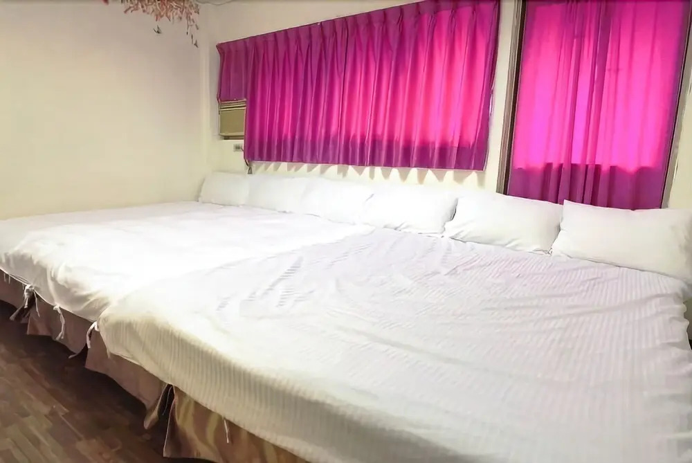 FC Holiday Inn