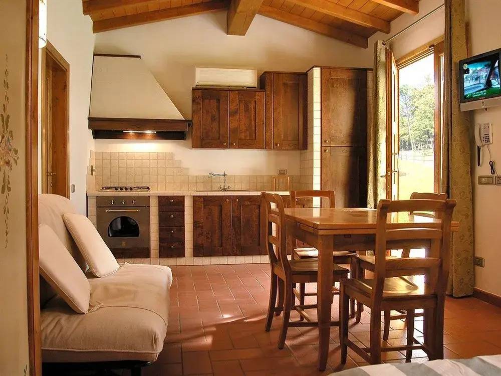 Lebbiano Residence