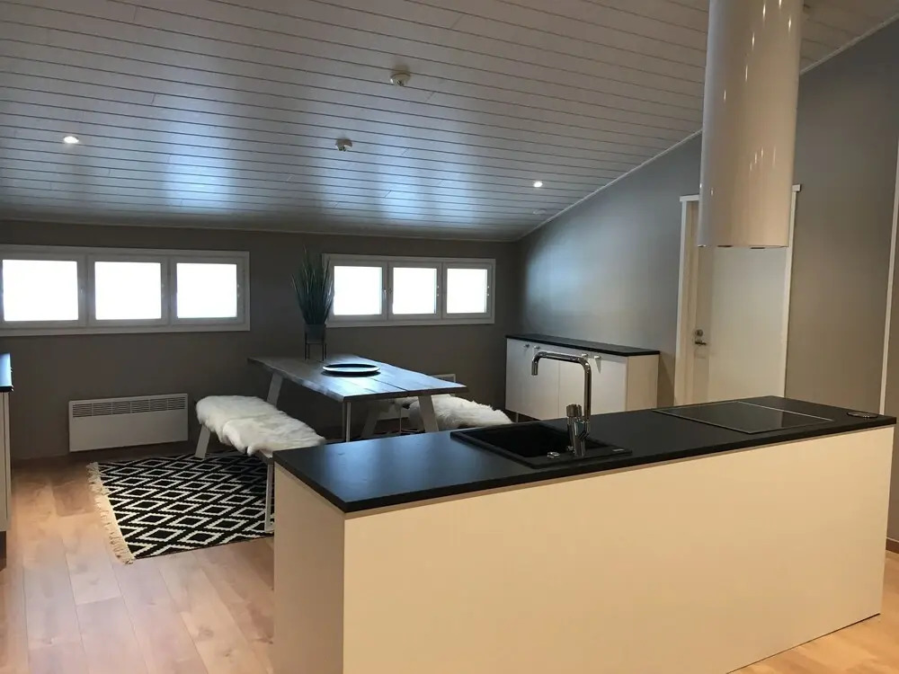 Iisakki Guest House