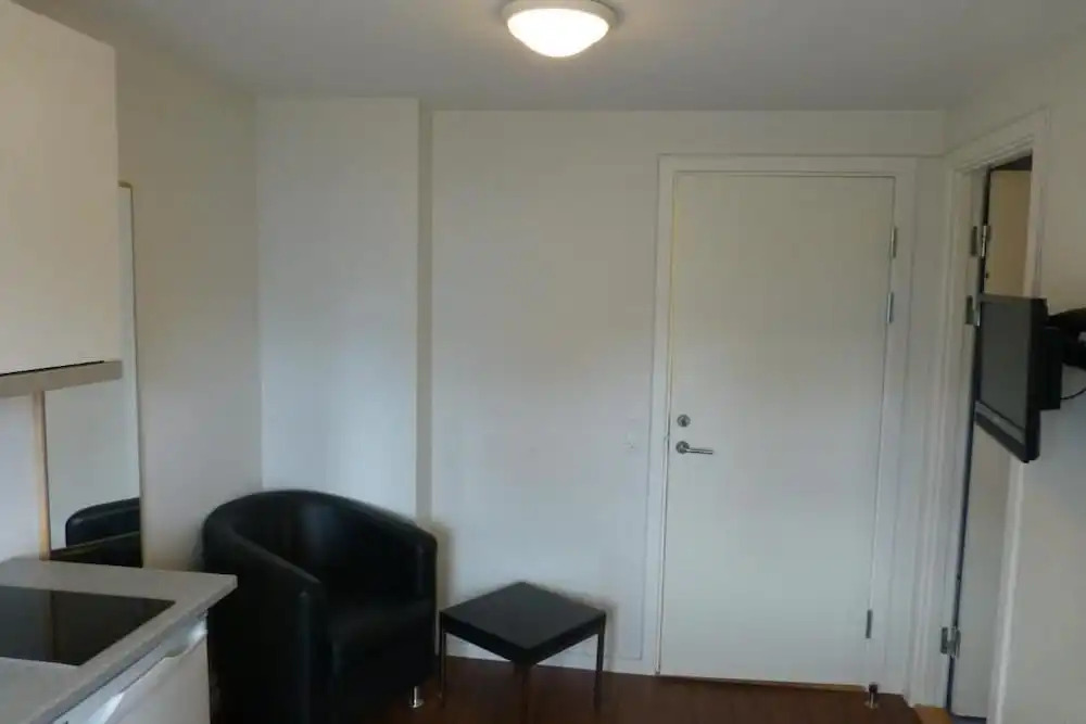 IceCap Apartments