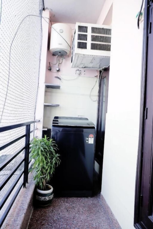 Fortune Home Service Apartment J-171