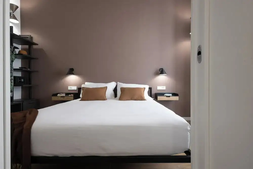 Style & Stone Guest House
