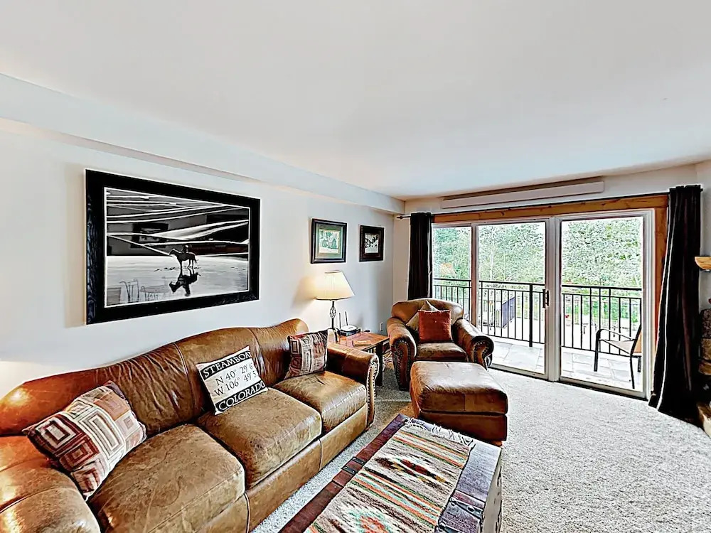 New Listing! Ski Studio W/ Pool, Sauna & Hot Tub Studio Bedroom Condo