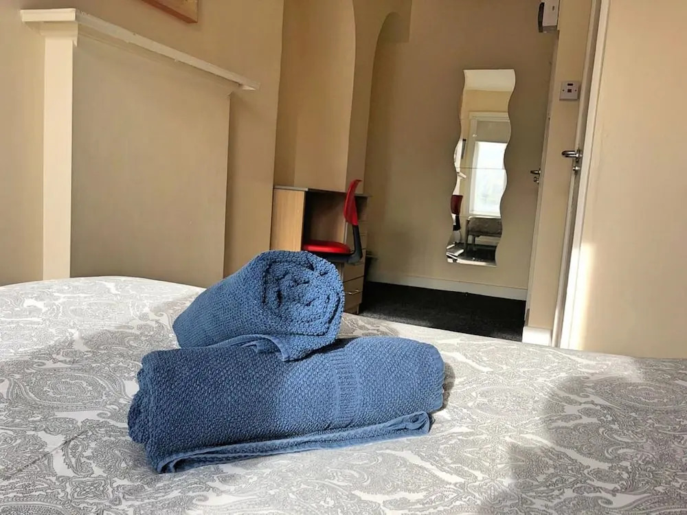 Harley Rooms