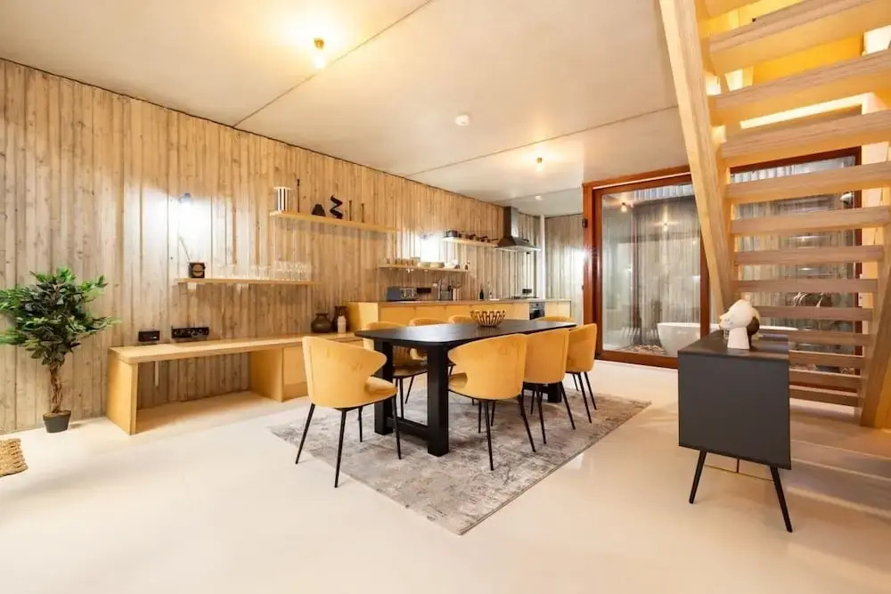 The Victoria Park Sanctuary - Stunning 2bdr Flat