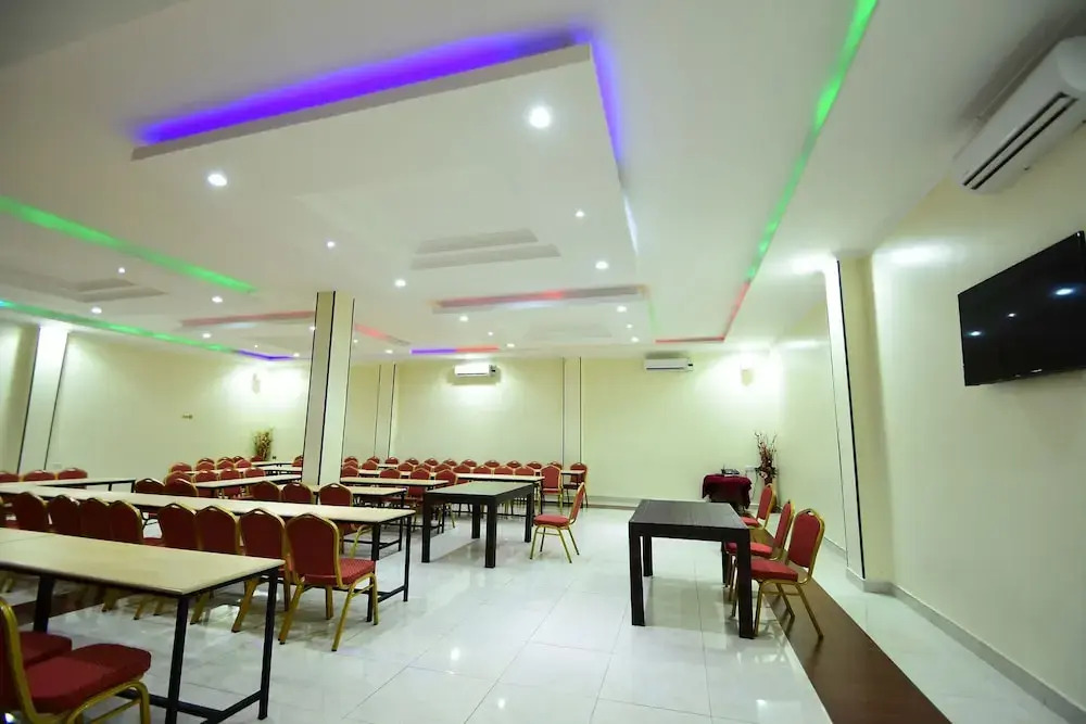 Hotel OK
