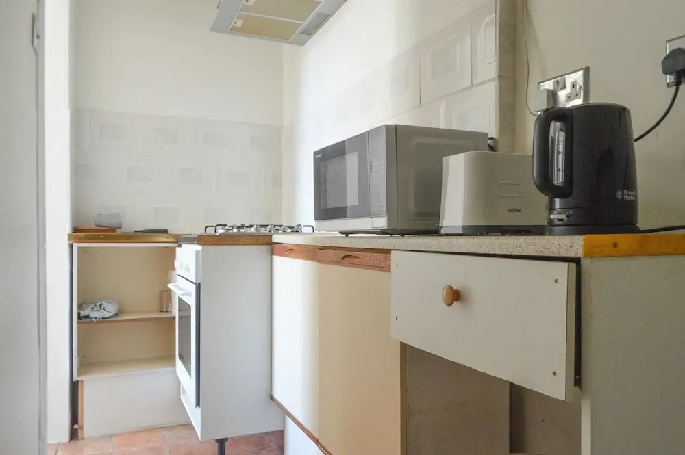 2 Bedroom Flat In Central Edinburgh