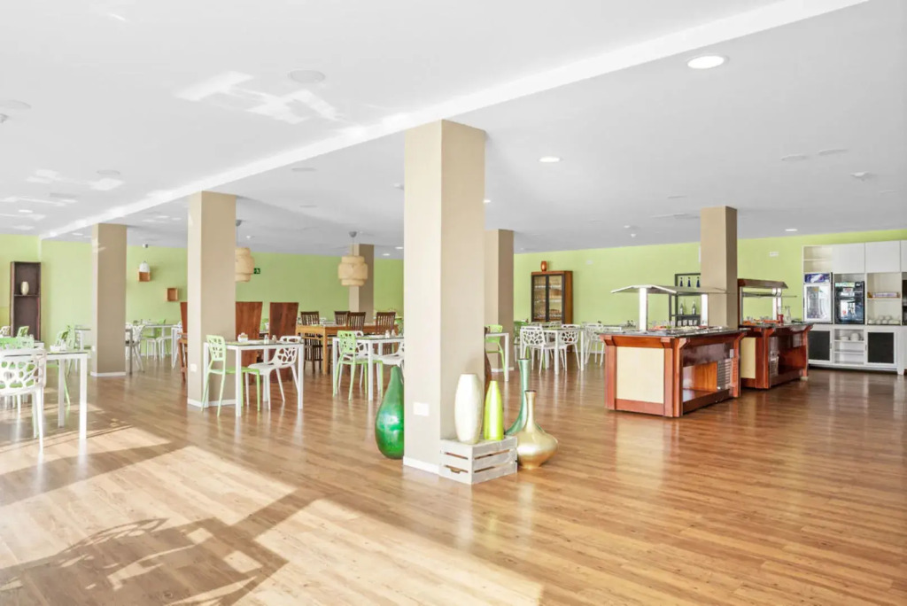 Hotel Plaza Palmeras