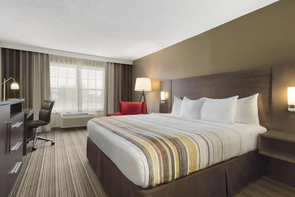 Country Inn & Suites by Radisson, Ankeny - Des Moines